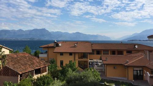  Di Vittorio Loft, Pension in Desenzano del Garda