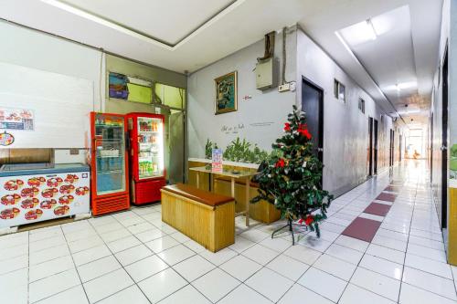 Exterior view, RedDoorz near Museum Bank Indonesia Jakarta near Jakarta Old Town