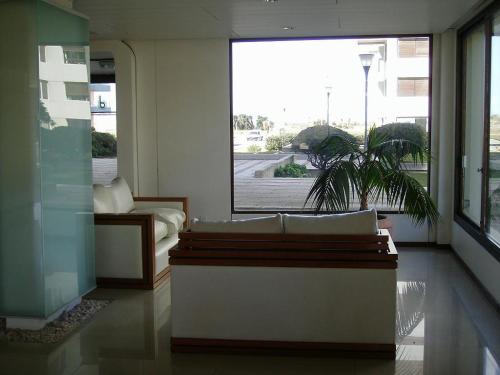 Apartment with Sea View image 10