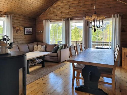 Viesnīcas āriene, Cabin With Wildlife And Hiking Trails in Mjavatn