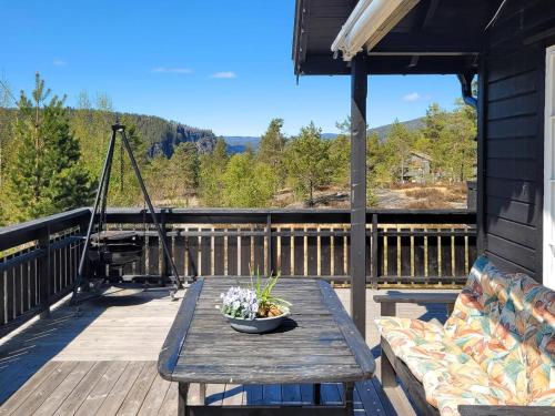 Viesnīcas āriene, Cabin With Wildlife And Hiking Trails in Mjavatn