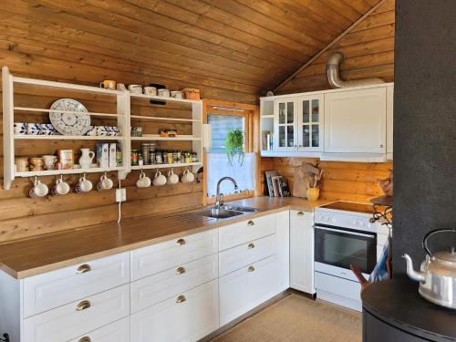 Viesnīcas āriene, Cabin With Wildlife And Hiking Trails in Mjavatn