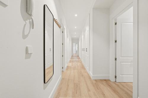 Facilities, The Alcala Design en Madrid in Lista