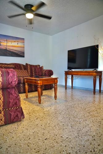 Local Gem in Aguada 3 min to Beach - image 2