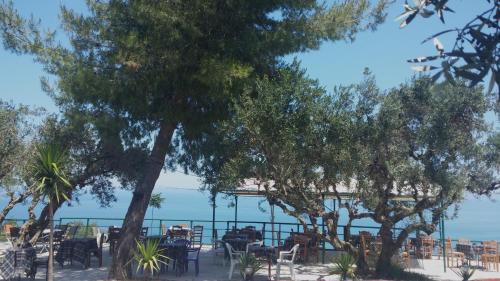 餐廳, 貝爾維德扎金索斯公寓 (Belvedere Zakynthos Studios) in 瓦斯利克斯