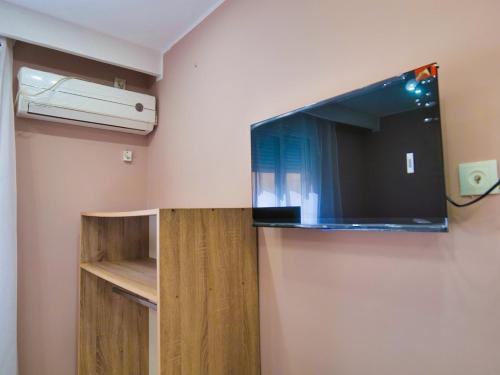 Comfort Suite 2 minutes from the Beach with Private Parking - V01 in אנאבה
