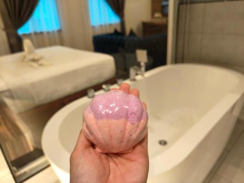Full-sized bathtubs