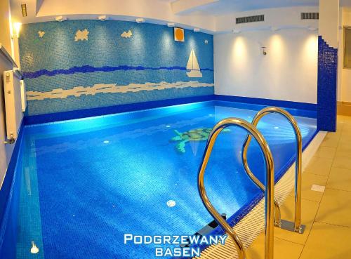 VILLA MEDICA w Rabce - podgrzewany basen i pyszne wyzywienie - Tymbark VILLA MEDICA w Rabce - podgrzewany basen i pyszne wyzywienie - Tymbark