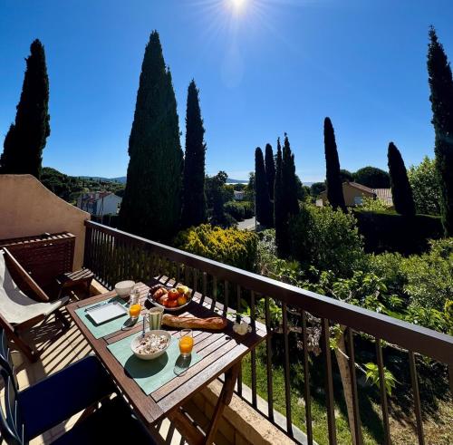 Duplex cosy avec mezzanine et terrasse vue mer