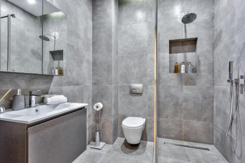 UrbanFlat 77 - Urban Sublime Apartment Le Marais Republique - image 10