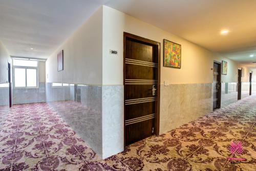 Millennials Hotel in Nanjapura