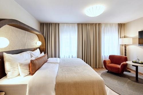 room detail thumbnail 1