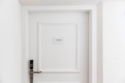 APT. STONE-LODGE - image 10