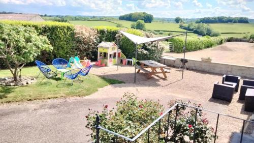 Gite du moulin à la ferme pour 6 á 8 pers tt confort (Gite du moulin a la ferme pour 6 a 8 pers tt confort) in Шато-Шинон