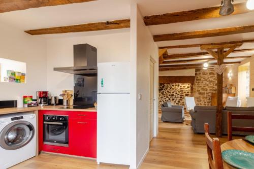 Stone house near Padirac and Dordogne Valley in Gintrac