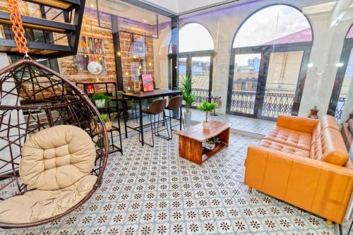 5.6 Loft • Lobby • Generator • Parking • 2nd Floor in Mayaguez