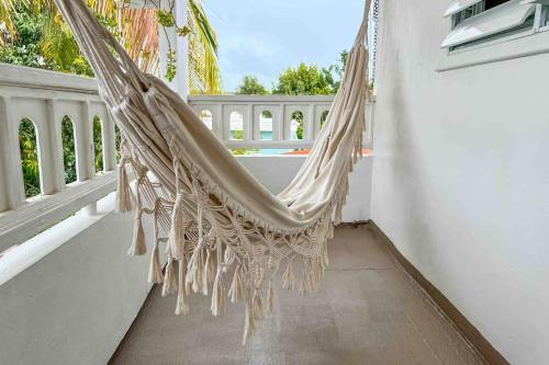 3.8 Near Beach • Generator • Hammock • 2nd floor – khách sạn tại Miradero