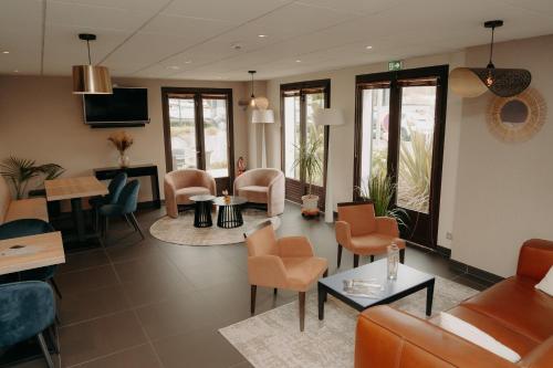 sala de TV, Kyriad Quimper Sud Hotel in Quimper