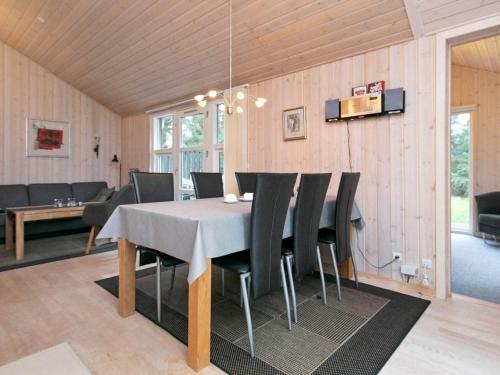 6 person holiday home in Hals-By Traum in Hals