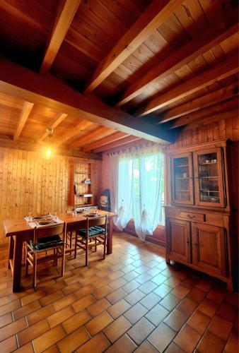 L'Ecrin de Montclar Chalet cosy, vue montagne in Montclar