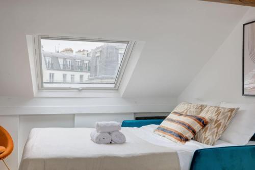BnBNova - 2BR - Latin Quarter - Notre Dame & Seine - image 3