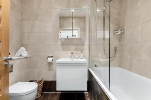 BnBNova - 2BR 2BA in Soho - Charlotte Street - image 8