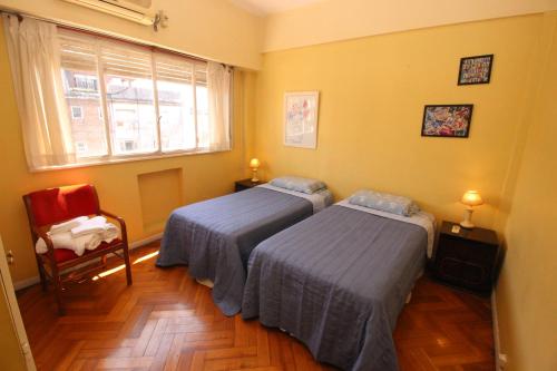Luminoso apartamento completo piso 7 San Telmo