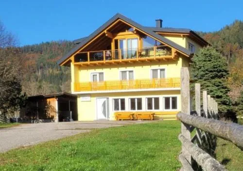 Ruhige Ferienwohnung nahe Klagenfurt & Klopeiner See in Christofberg, Österreich
