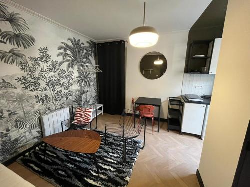 Studio cosy et lumineux, proche de la gare