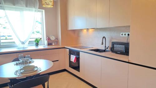 Iekārtas, Your home away from home 3 in Floresti (Cluj)