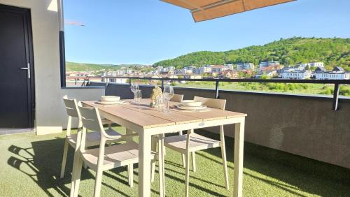 Iekārtas, Your home away from home 3 in Floresti (Cluj)