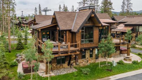 Highwoods Shock Hill Townhome Steps Away From Gondola Hot Tub - image 5