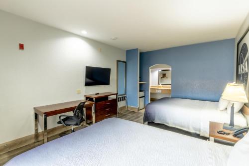 Azul Inn Houston Hobby Airport - image 12