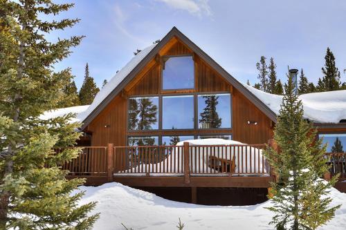 Lodge at Boreas Pass, Rustic Home, Amazing Views of the 10 Mile Range, Hot Tub – khách sạn tại Sally Barber