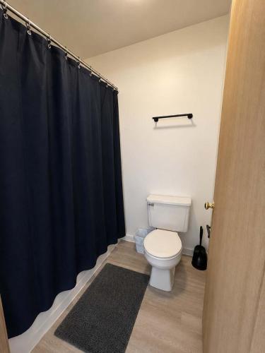 Unit 4 - Stand Rock Studios - image 7