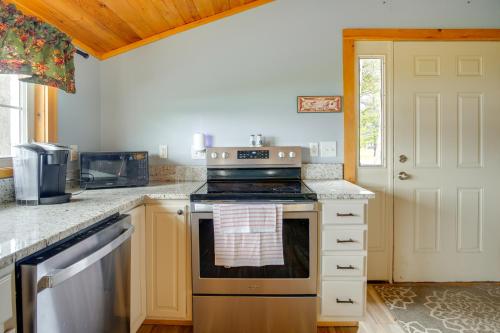 'Eagles Rest' Peaceful Cottage on Lake Champlain in Isle la Motte (VT)