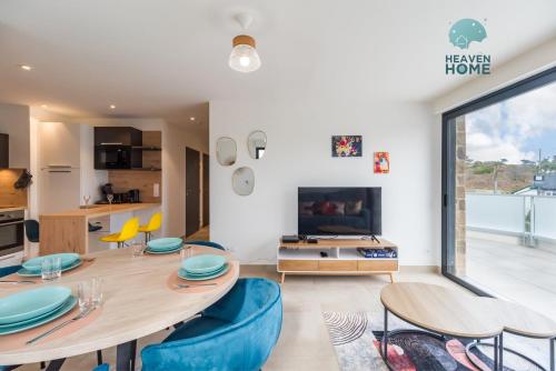 Appartement neuf Côte de Granit Rose - Ploumanac'h – khách sạn tại Saint-Guirec