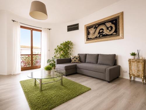 Diego's House, Aci Castello
