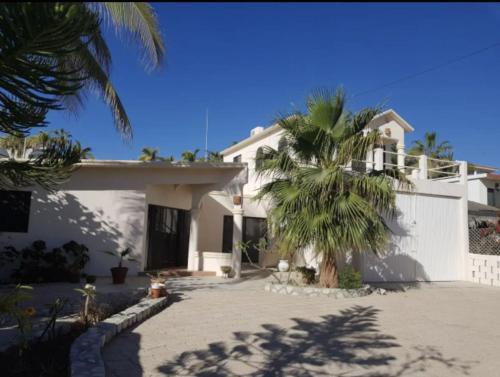 Cozy Home One Off the Beach in Buena Vista