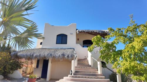 Ocean view casita in Palo Blanco in Buenos Aires