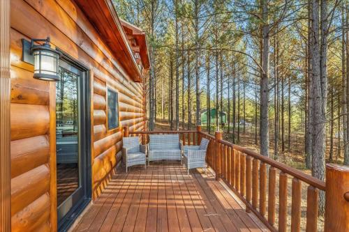 Carolina Chalet in Green Hill