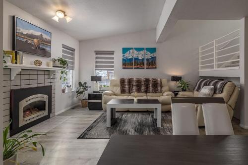 Charming Luxe Home Sleeps 4 – khách sạn tại Anchorage