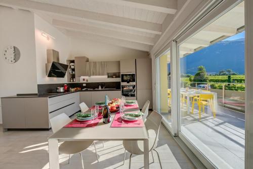 Konyha, Mirabelle - Happy Rentals in Dro