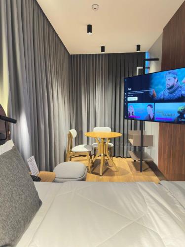 1 queen bed
