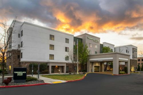 Homewood Suites by Hilton Reno - image 30