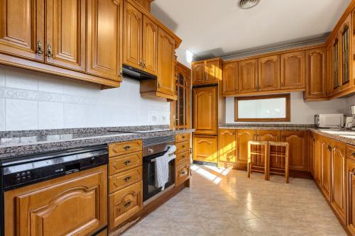 Iekārtas, Preciosa villa para grupos grandes con piscina y BBQ in Valmojado