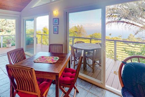 Waipio Glass House in Kukuihaele (HI)