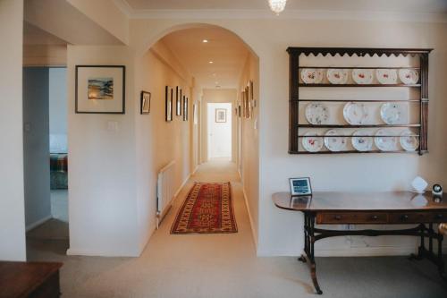 Bejárat, Traditional 3-Bed Cottage near Richmond by MCPI Hosting, Ideal for Families & Groups in Middleton Tyas
