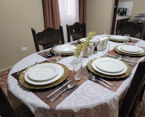 Facilities, Casa en Tela, Aire Acondicionado, 3 Hab, 4 camas, Hasta 8 Personas in Tela