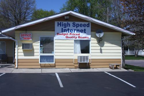 Viking Jr. Motel in Saint Peter, USA